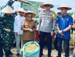 Kapolres Mesuji Menghadiri Panen Raya Serentak di 14 Provinsi Bersama Presiden RI