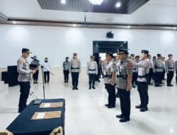 Polres Mesuji Melaksanakan Upacara Serah Terima Jabatan Kabagren dan Pelantikan Kasat Binmas Polres Mesuji