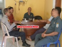 Sambang Balai Kampung, Kapolsek Baradatu Ajak Aparatur Kampung Bersinergi Aktifkan Ronda Malam