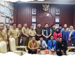 Bupati OKU Timur Temui BEM( Badan Executive Mahasiswa)