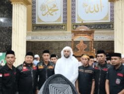 Kiwal Garuda Hitam PAC Bontoa Kawal Kedatangan Syekh Muhammad Jaber di Masjid Darurahman Balosi