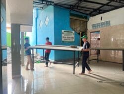 Mahasiswa KKN UIN Alauddin Makassar Bersihkan Masjid Al-Jihad Camba, Wujud Pengabdian Masyarakat