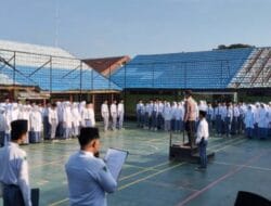 Anggota Polsek Haur Gading Jadi Pembina Upacara di MAN 5 HSU